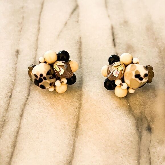 Vintage Bead Cluster Earrings Black White Cream Gray AB Retro Estate Jewelry Mid - Picture 1 of 4